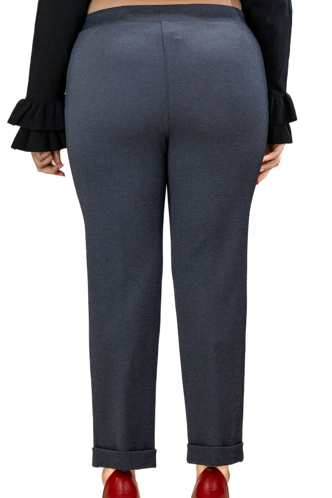 Pantalone diagonale con tasca a filo e piegone