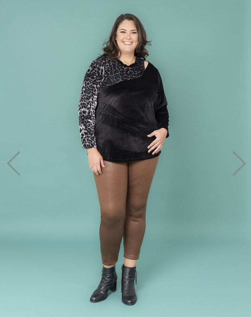 Pantalone tessuto ecopelle